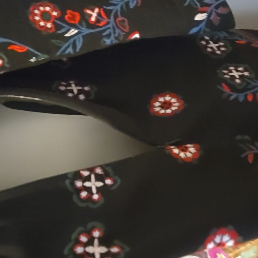 Zara Black Floral Embroidered Midi Dress Blogger Runway Fav - Picture 6 of 7